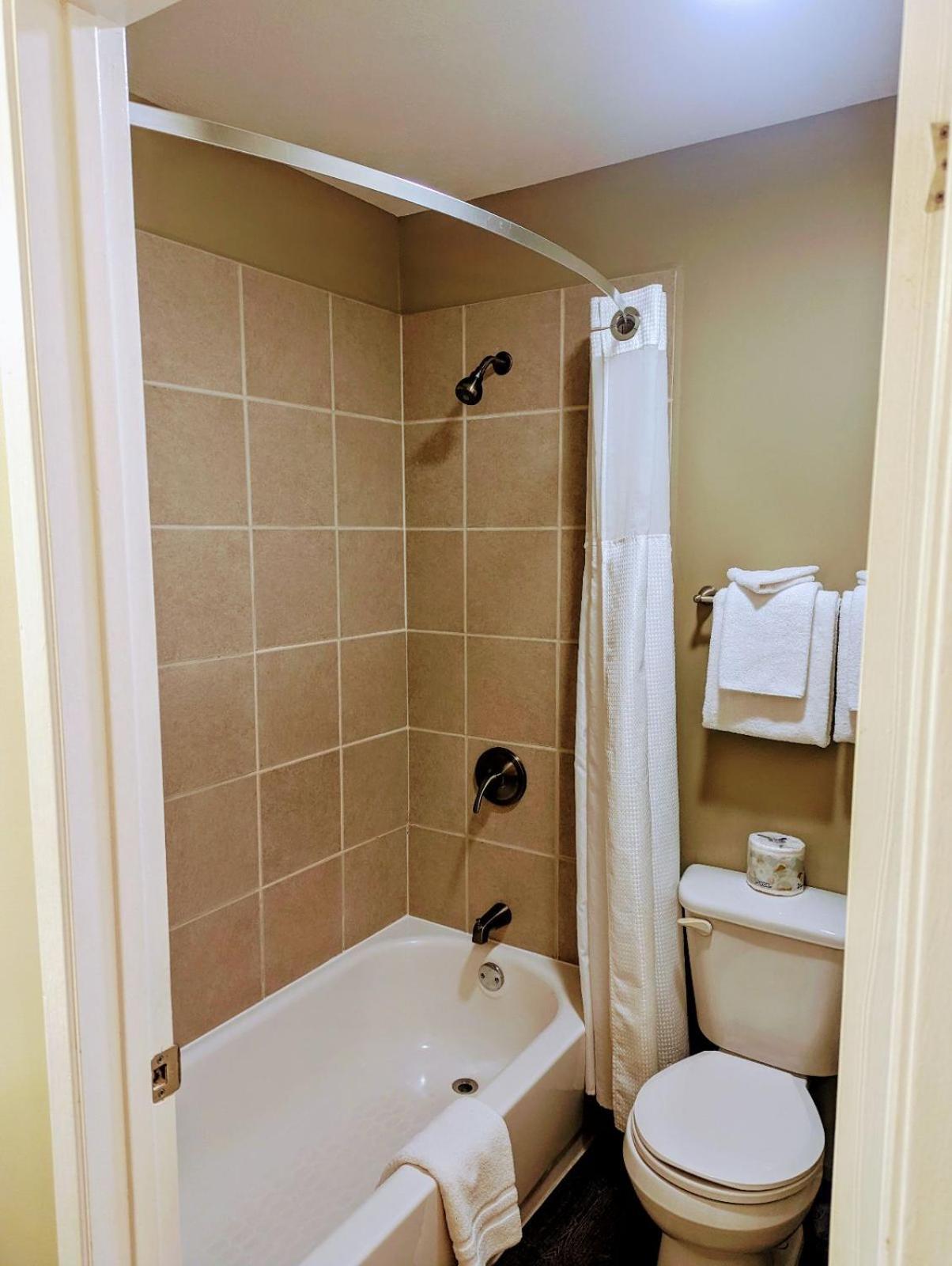 Alpine Inn & Suites Nelson Luaran gambar