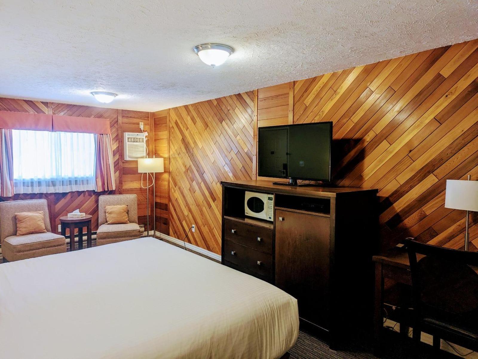 Alpine Inn & Suites Nelson Luaran gambar