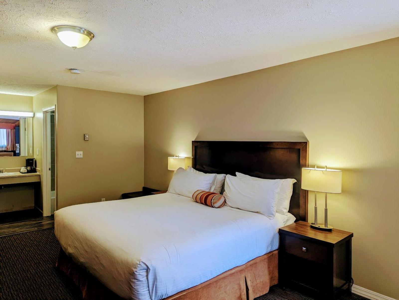 Alpine Inn & Suites Nelson Luaran gambar