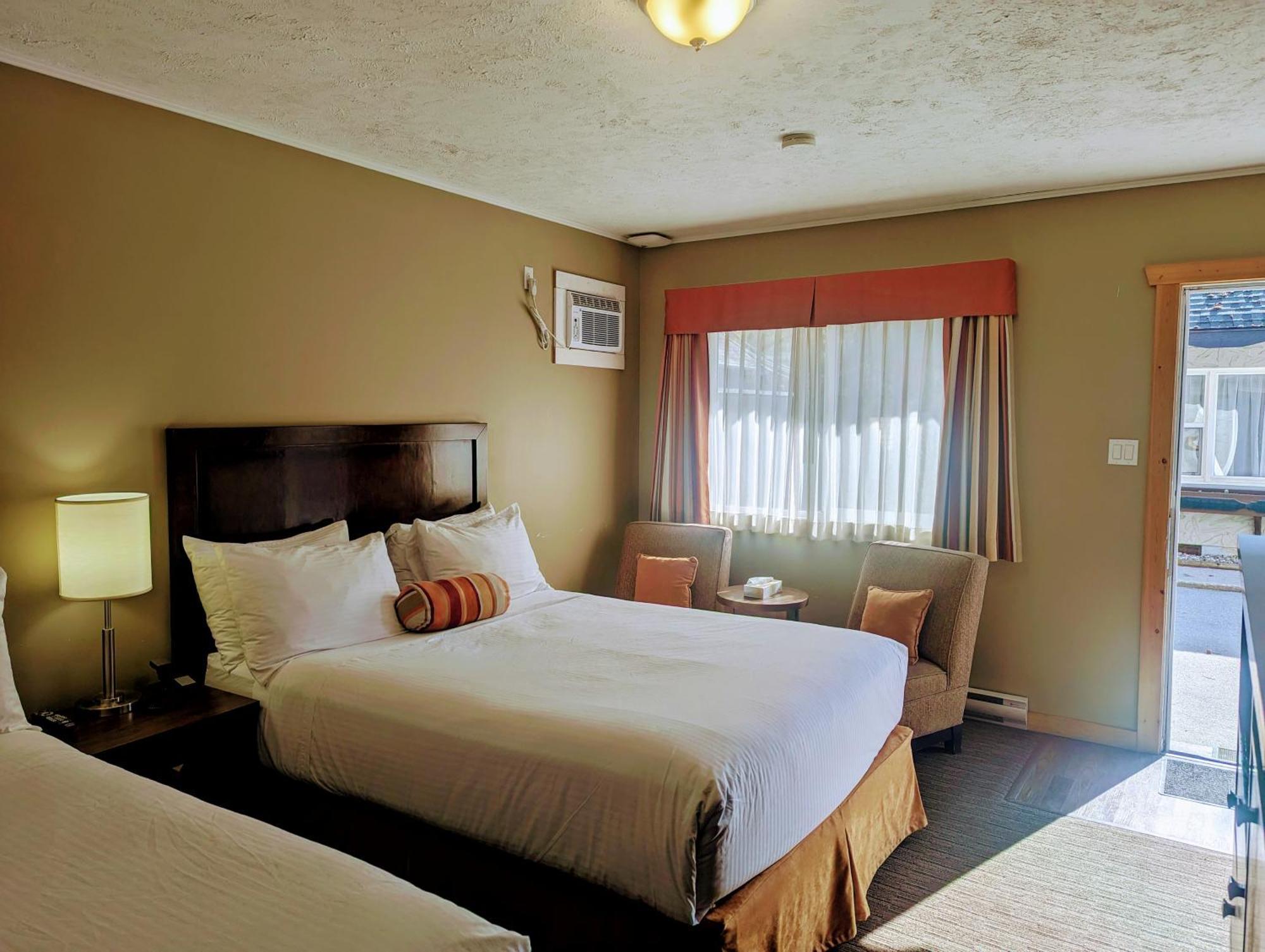 Alpine Inn & Suites Nelson Luaran gambar