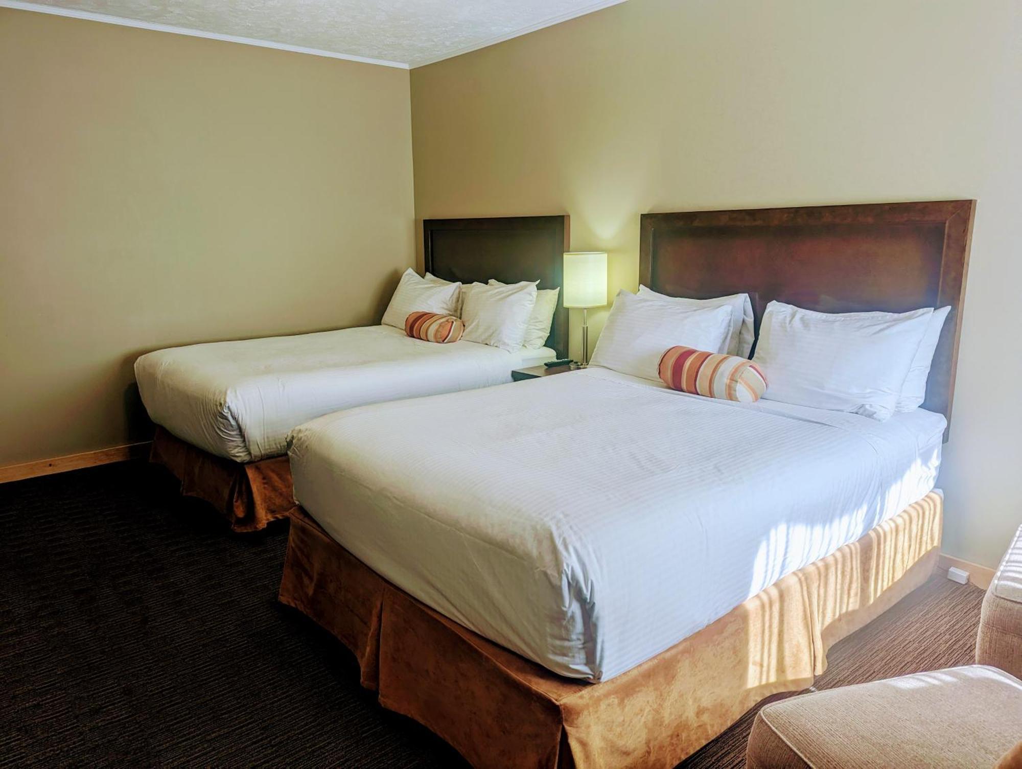 Alpine Inn & Suites Nelson Luaran gambar
