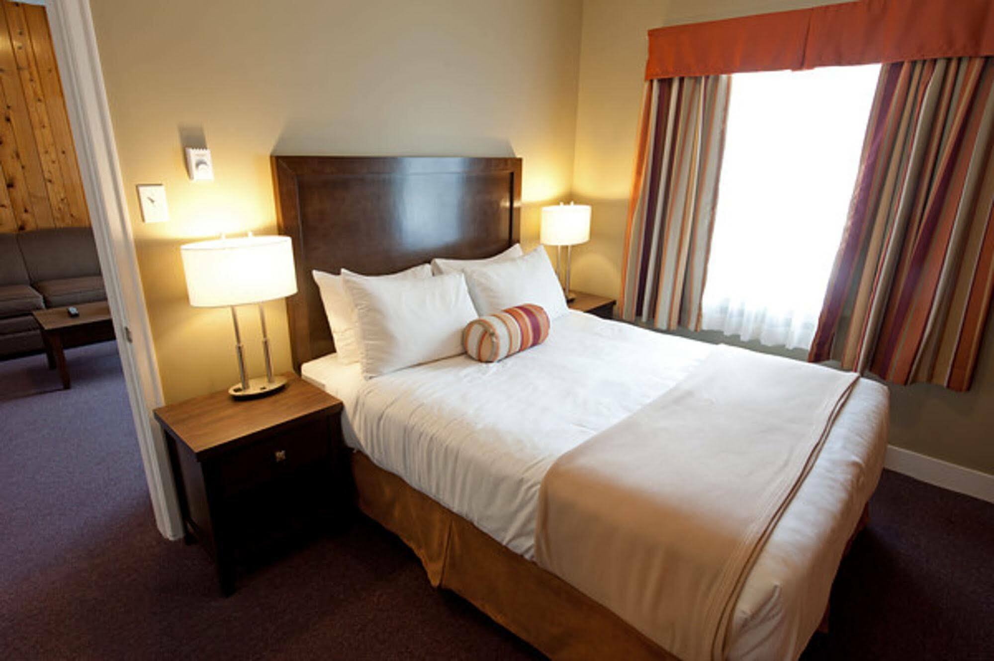 Alpine Inn & Suites Nelson Luaran gambar