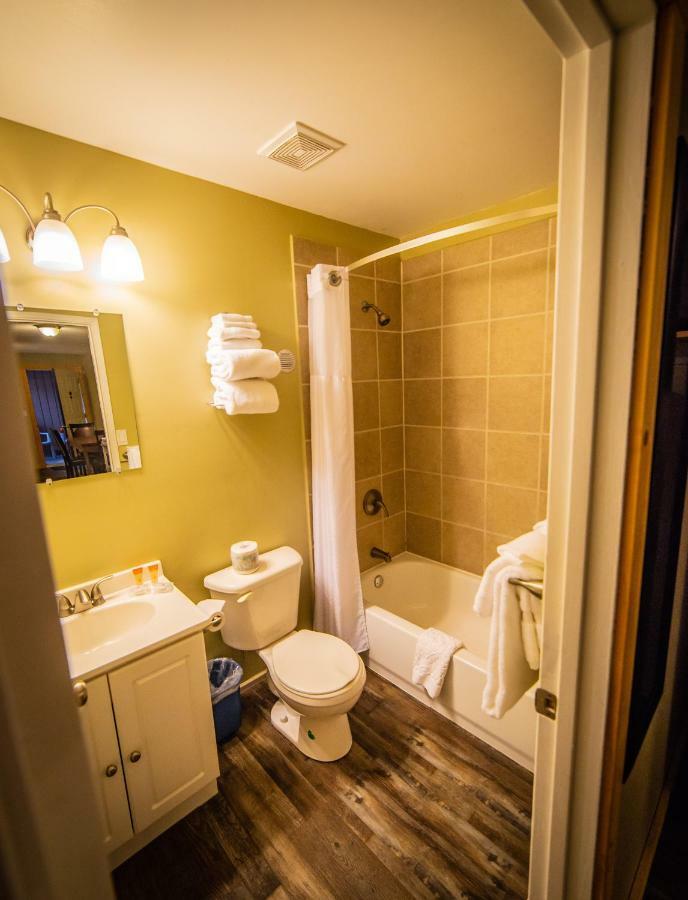 Alpine Inn & Suites Nelson Luaran gambar