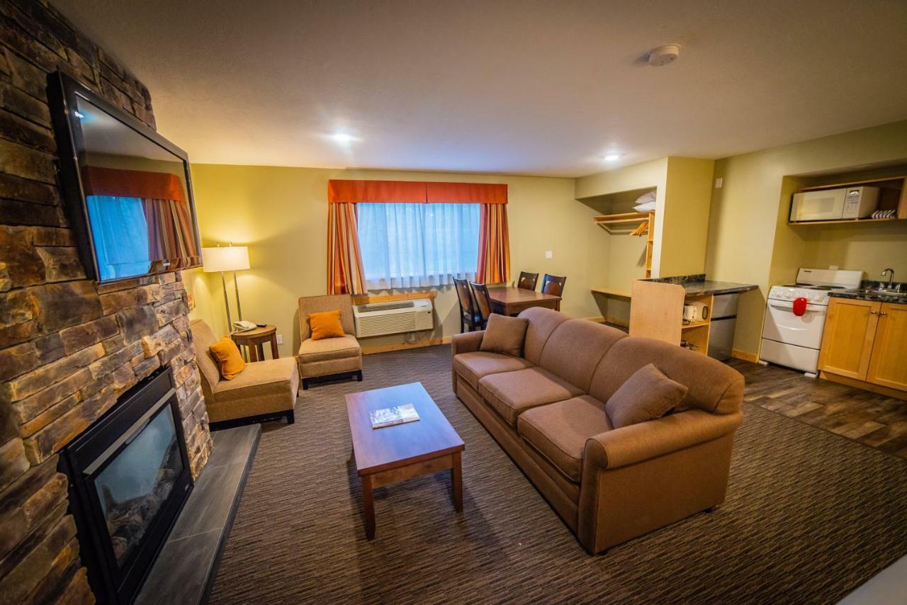Alpine Inn & Suites Nelson Luaran gambar
