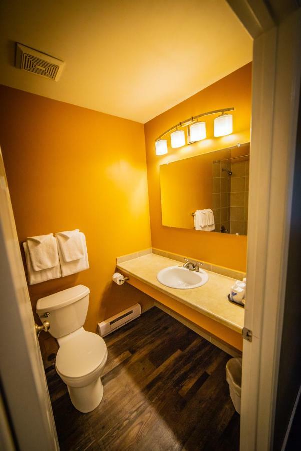 Alpine Inn & Suites Nelson Luaran gambar