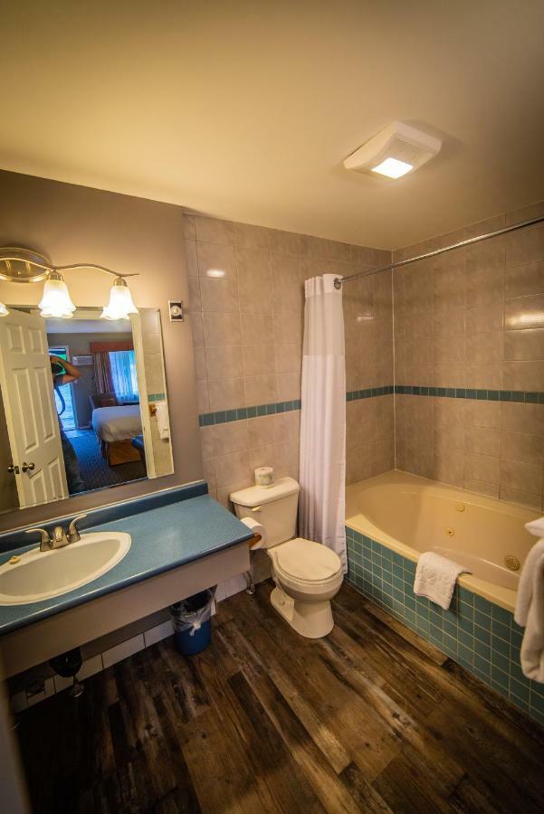 Alpine Inn & Suites Nelson Luaran gambar